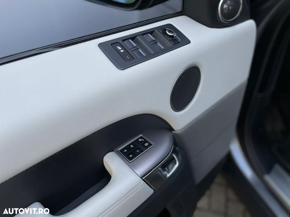 Land Rover Range Rover Sport - 11