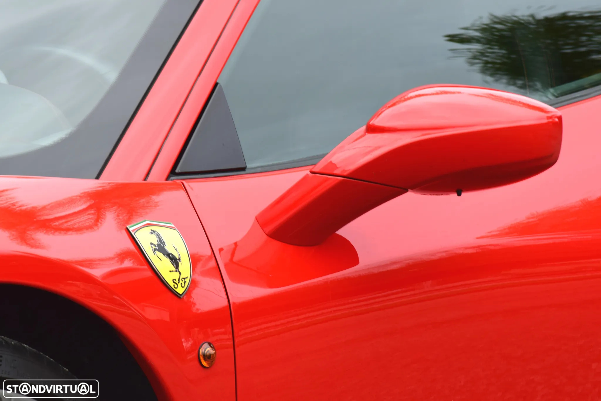 Ferrari 458 - 8