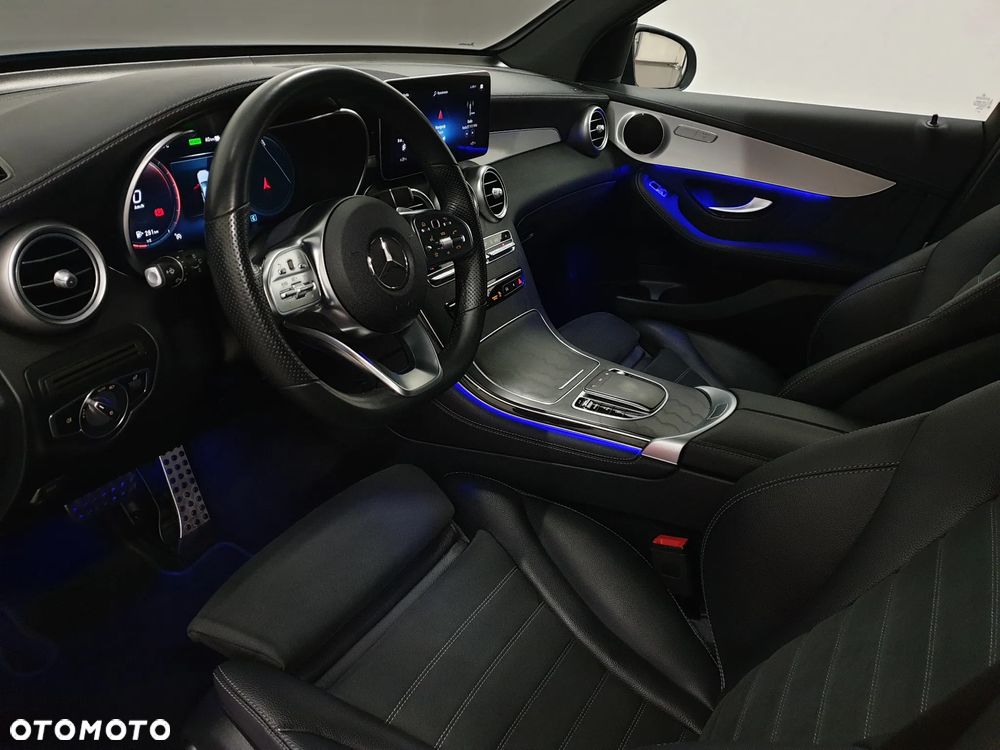 Mercedes-Benz GLC 300 de 4Matic 9G-TRONIC AMG Line Plus - 9