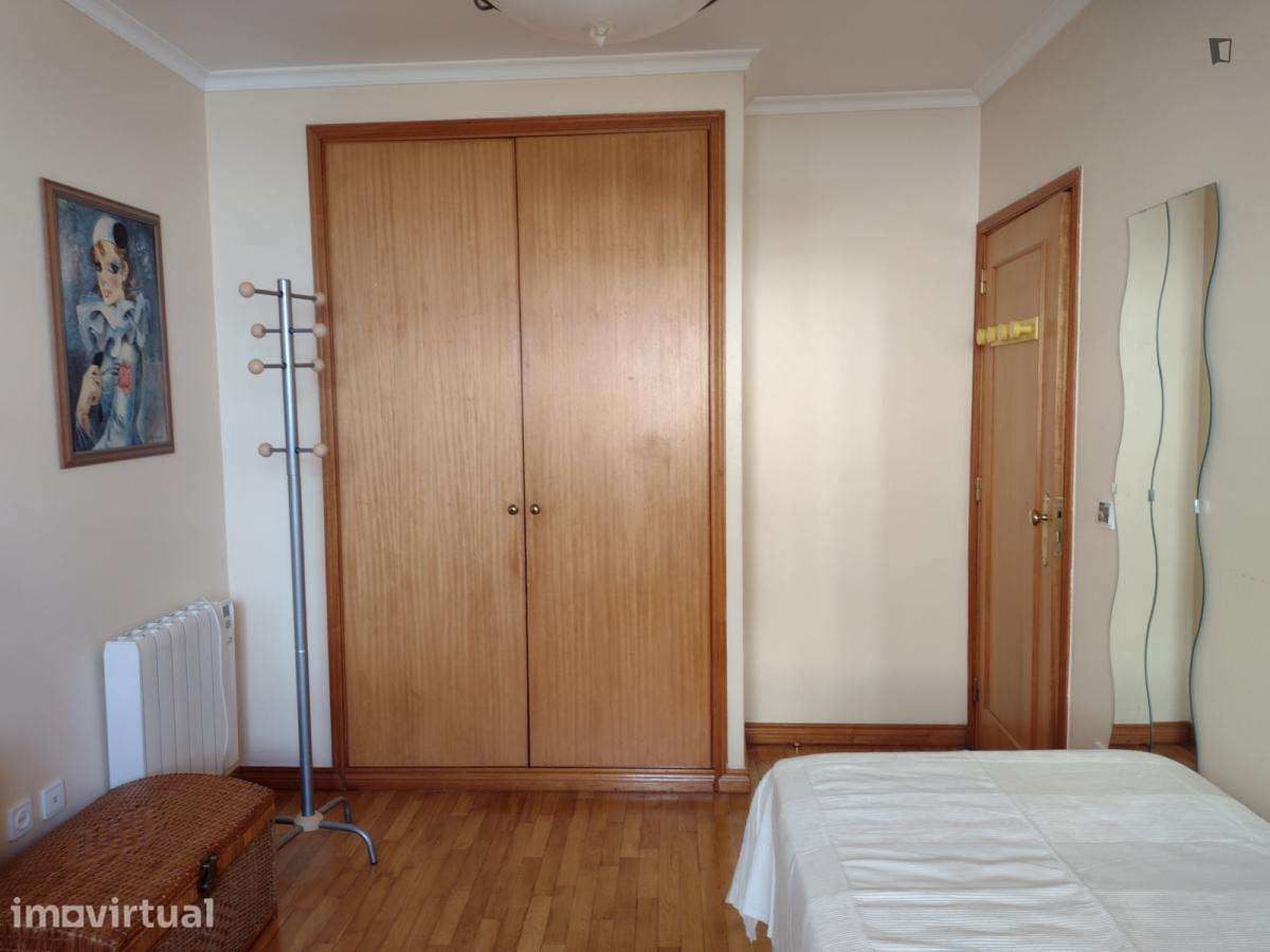 Quarto - localizado em Cedofeita Porto - Grande imagem: 2/7