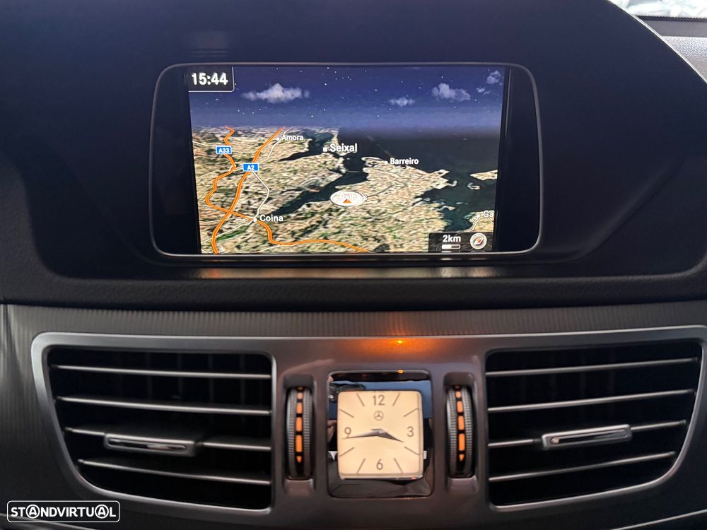 Mercedes-Benz E 250 BlueTEC Avantgarde Auto. - 26