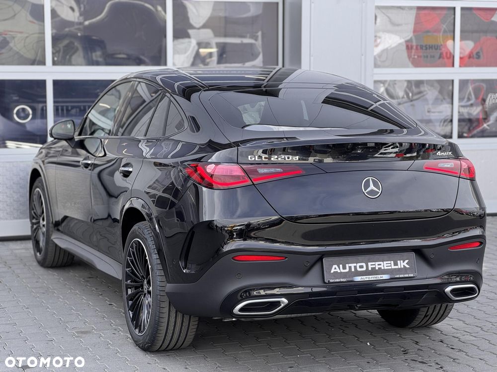 Mercedes-Benz GLC 220 d 4Matic 9G-TRONIC AMG Line Advanced - 12