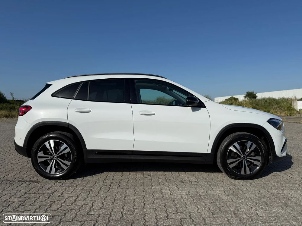 Mercedes-Benz GLA 180 d Progressive - 20