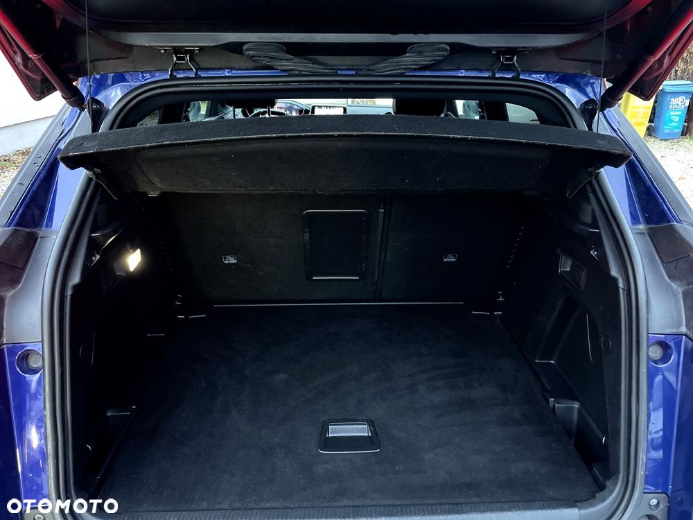 Peugeot 3008 1.6 BlueHDi Allure S&S EAT6 - 33