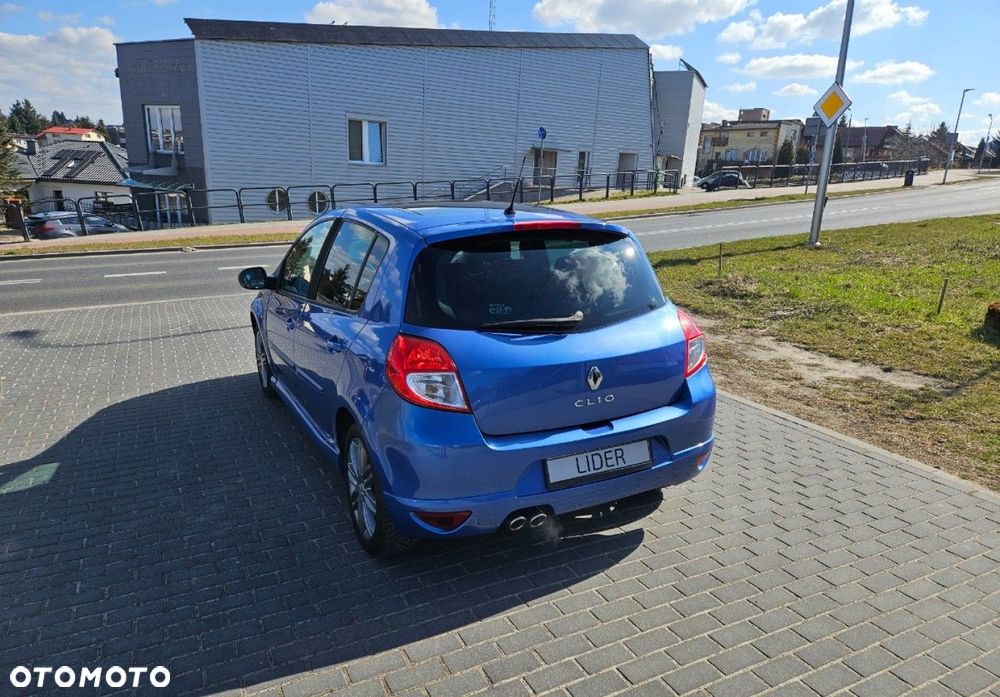 Renault Clio - 4