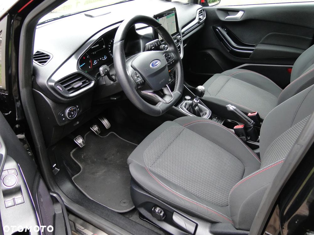 Ford Fiesta - 17