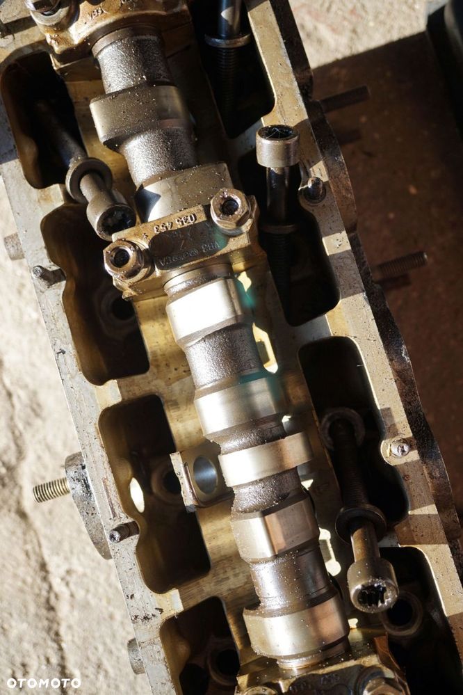 GŁOWICA SILNIKA 80 B4 2.3 10V 034103373P AUDI 1991-1996 - 7