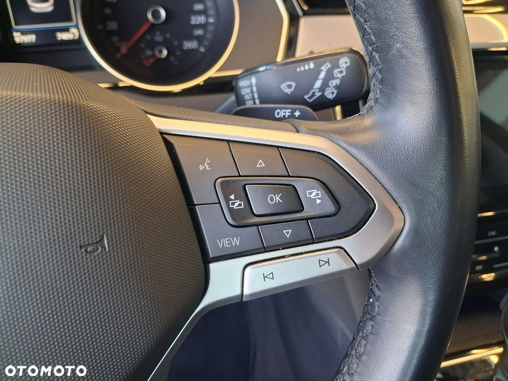 Volkswagen Passat Variant - 21