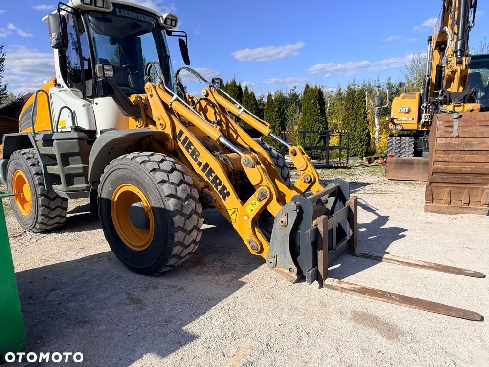 Liebherr Ładowarka Liebherr L524 KLIMA łyżka2,5m3+widły bezAdblue i Dpf szybkozłącze hydr. Cat Caterpillar 924K  924H  930K Volvo L60H / L70H Komatsu WA200-8 WA270-8JCB 426 427 - 14