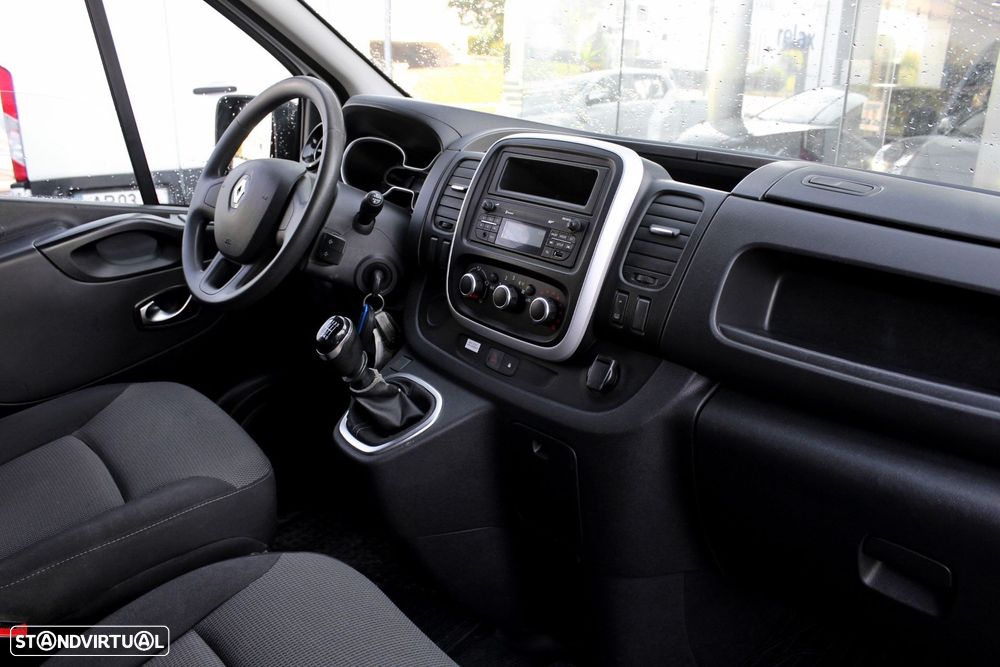 Renault Trafic 2.0 dCi L2H1 1.2T - 21