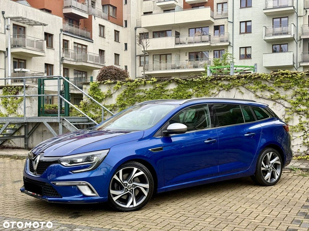 Renault Megane ENERGY TCe 205 EDC GT - 11