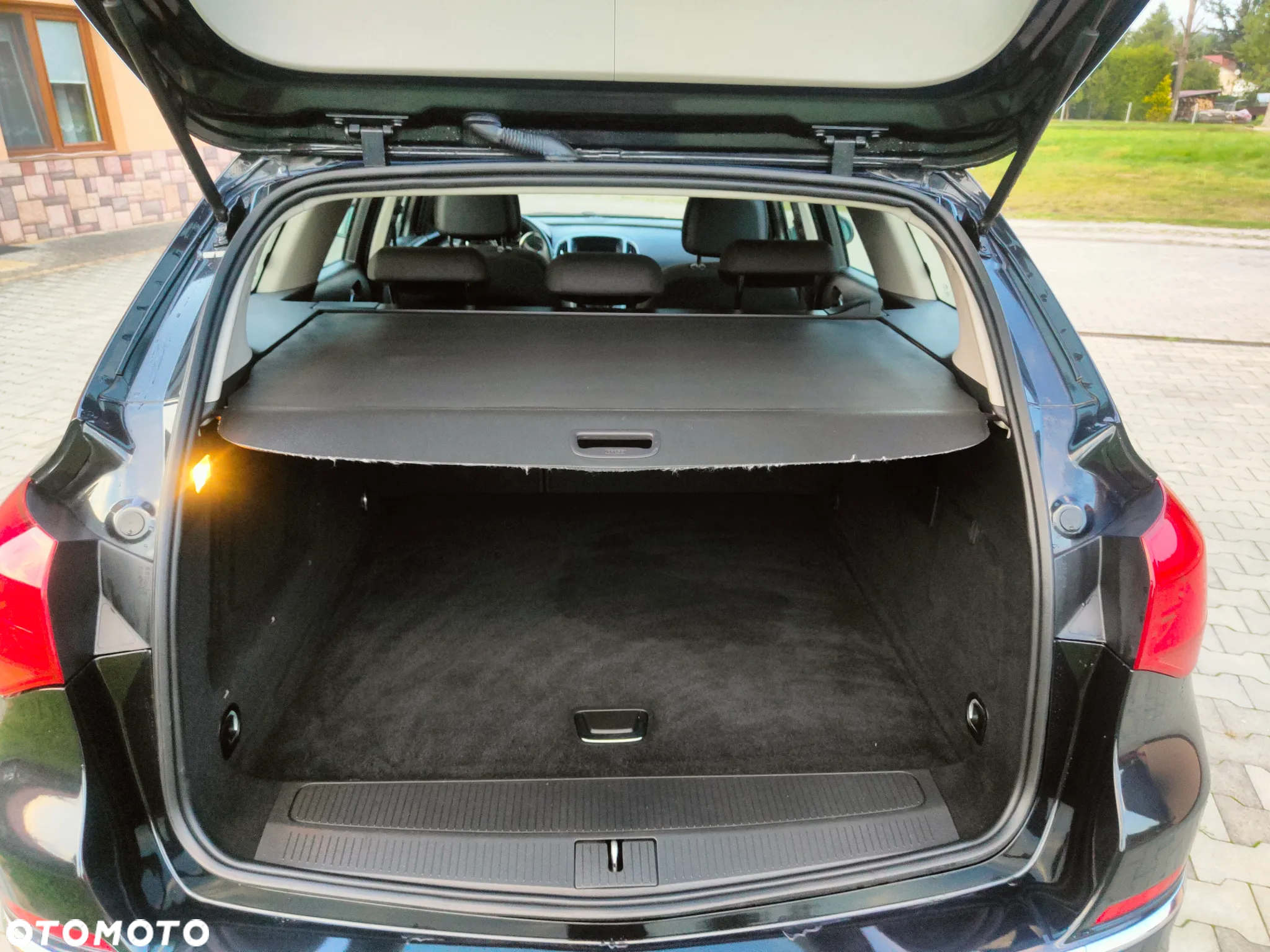 Opel Astra V 1.6 CDTI Dynamic - 26