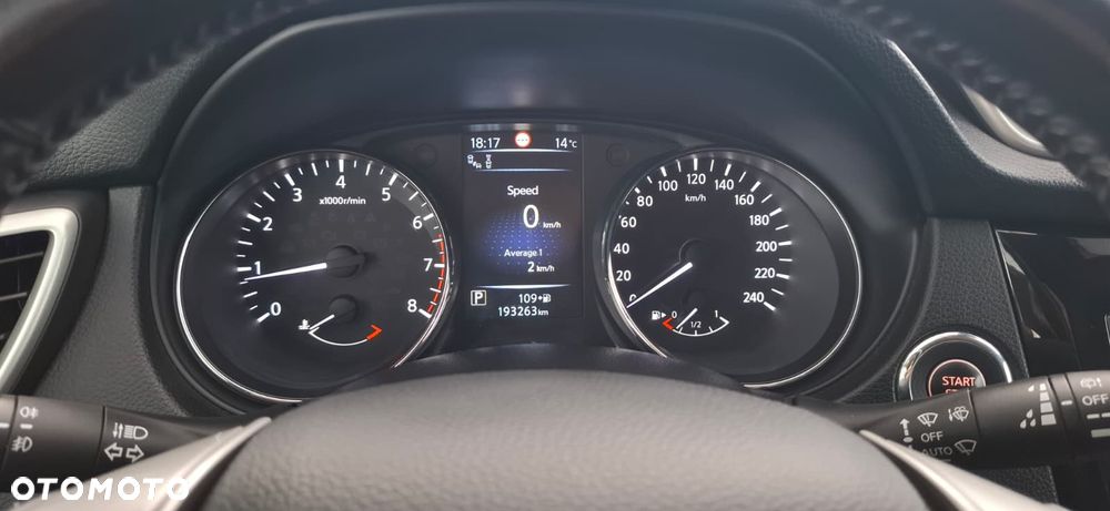 Nissan Qashqai 1.6 Tekna CVT - 13