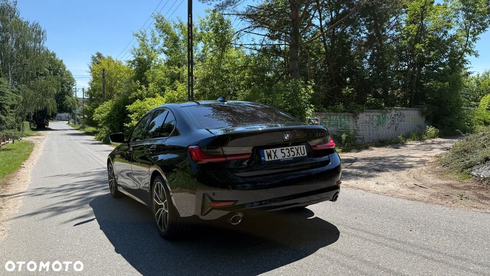 BMW Seria 3 330i Sport Line - 8