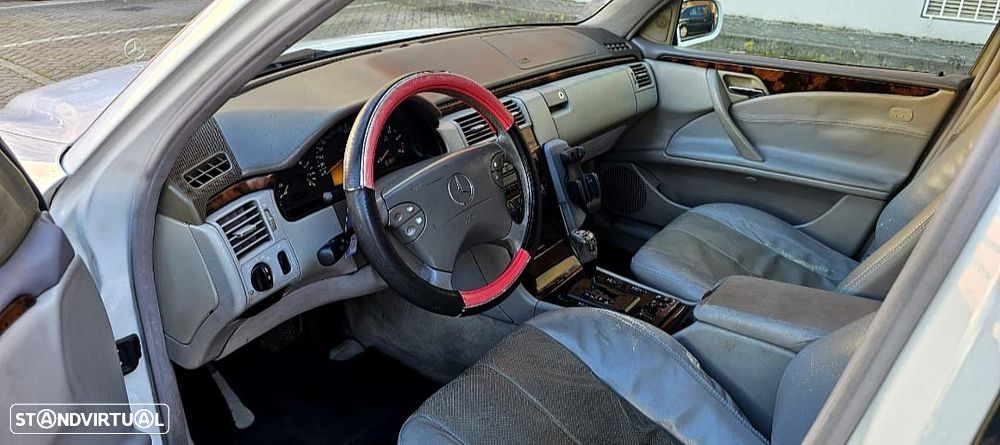 Mercedes-Benz E 220 - 5