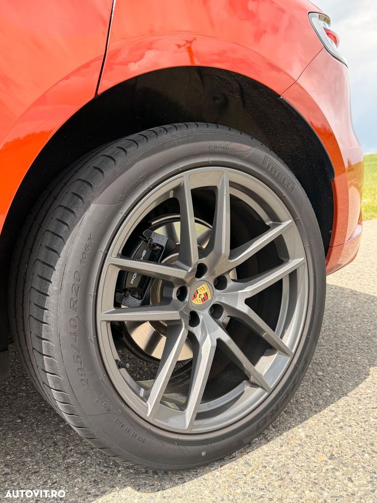Porsche Macan T - 28