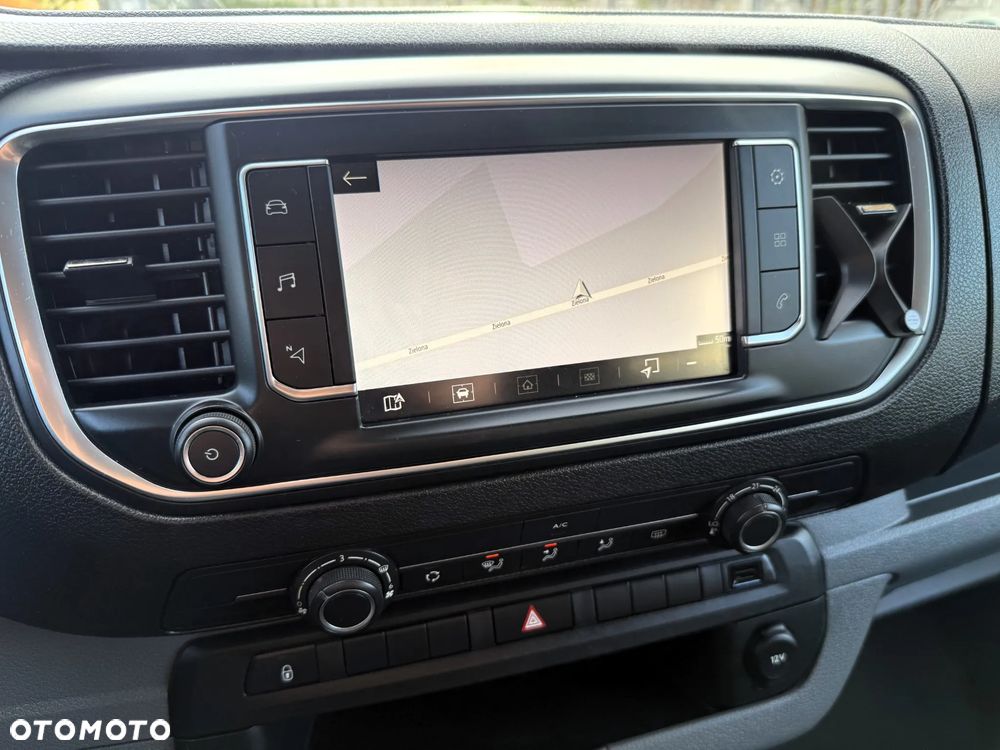 Opel Vivaro Lang Flexcab - 11