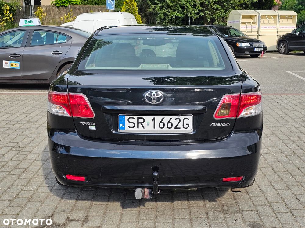 Toyota Avensis 2.0 D-4D Premium - 16