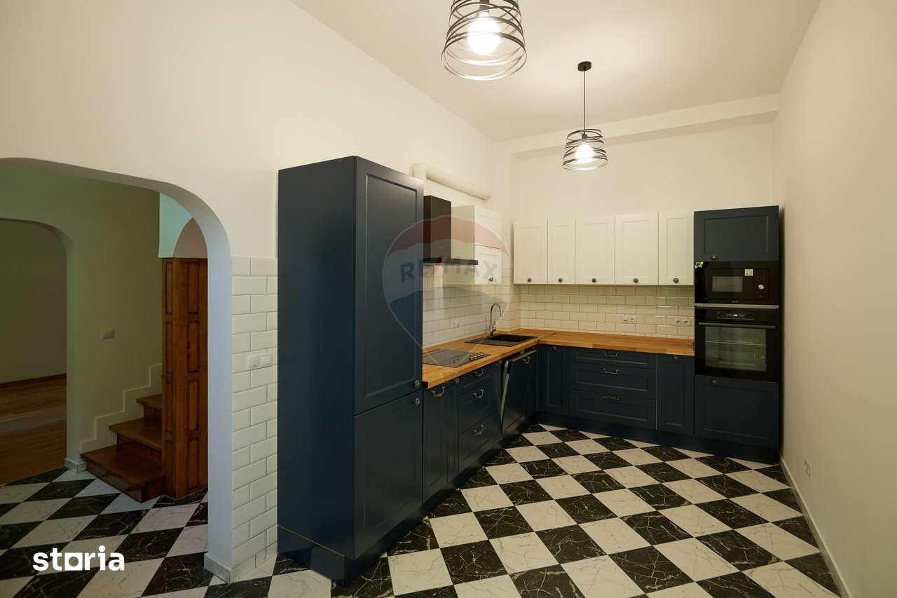 Apartament 4 cam, pe 2 niveluri si curte comuna pe Vasile Alecsandri — fotografia 1
