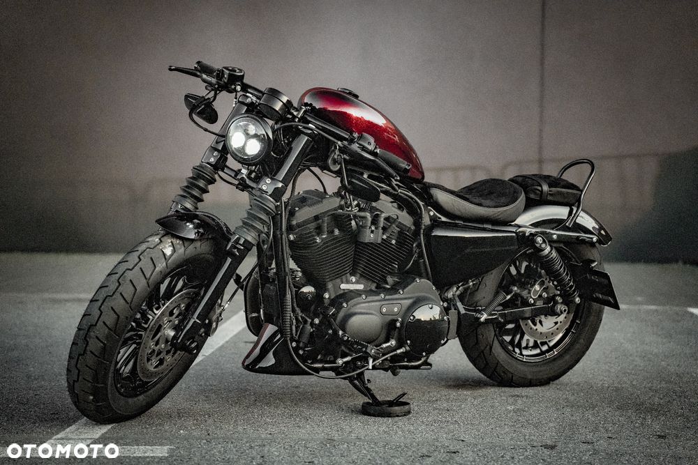 Harley-Davidson Sportster Forty-Eight - 12