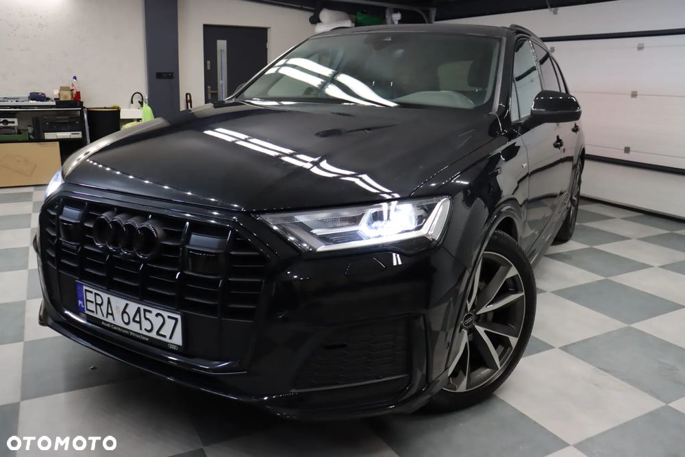 Audi Q7 - 1