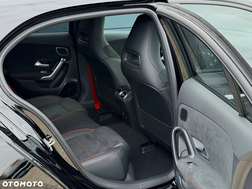 Mercedes-Benz Klasa A 35 AMG 4-Matic 8G-DCT - 19