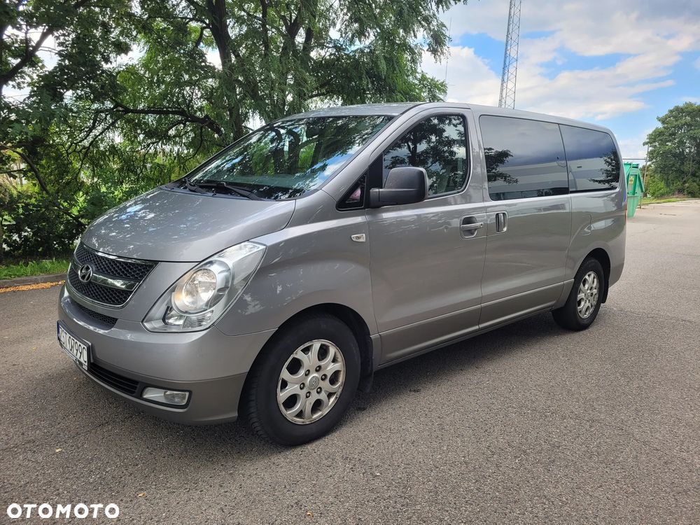 Hyundai H-1 2.5 CRDi Premium - 2