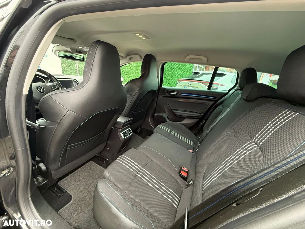 Renault Megane BLUE dCi Zen - 6