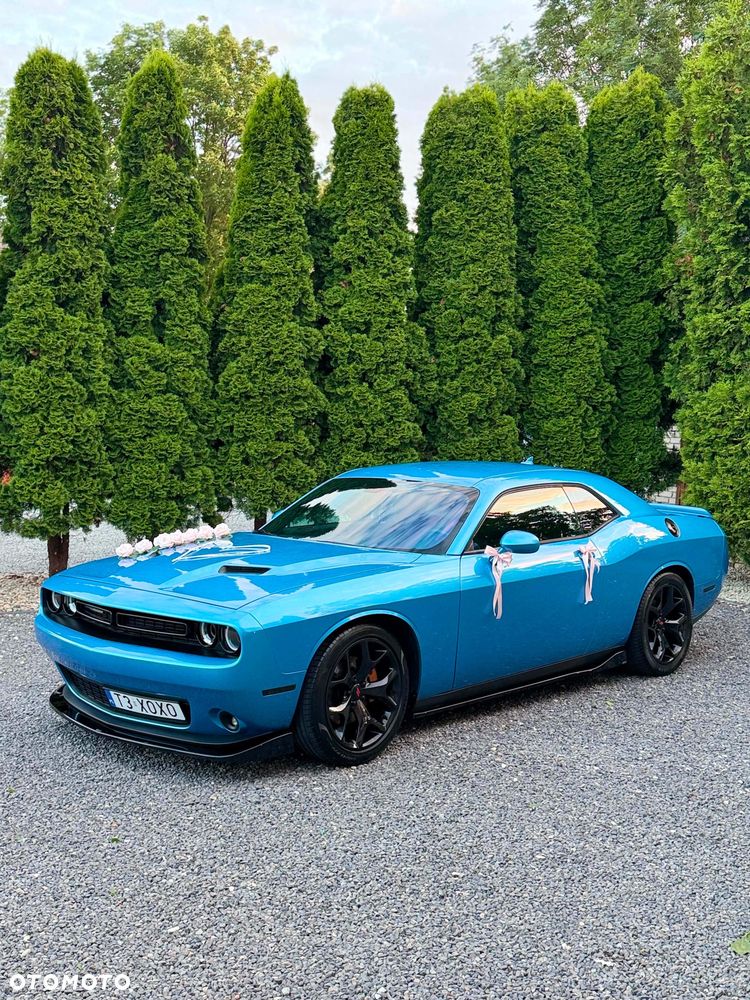 Dodge Challenger - 1