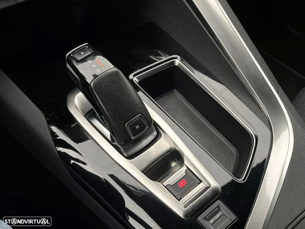 Peugeot 3008 1.5 BlueHDi GT Line EAT8 - 13