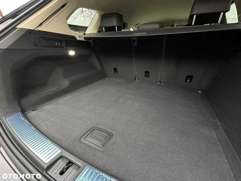 Volkswagen Touareg 3.0 V6 TFSI 4Motion - 38