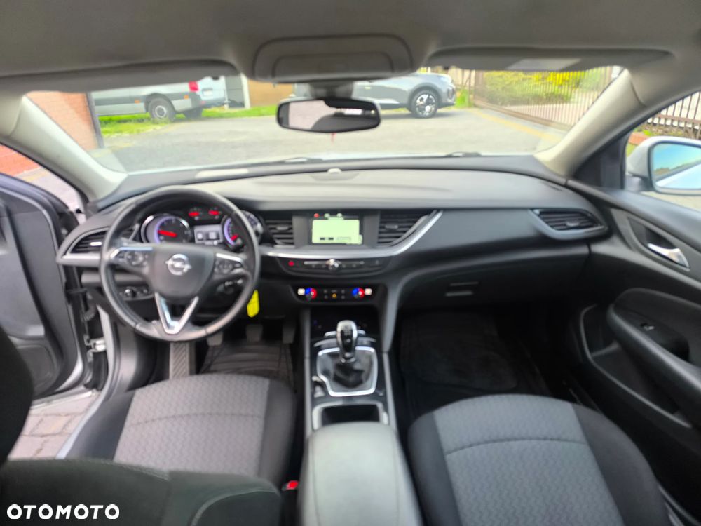 Opel Insignia - 9
