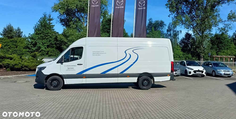 Mercedes-Benz Sprinter 317 CDI Furgon PRO długi - 4