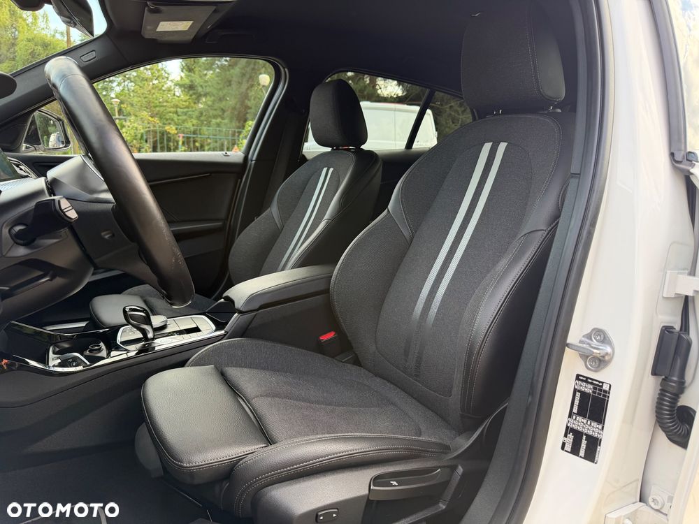 BMW Seria 1 118i M Sport Shadow - 24