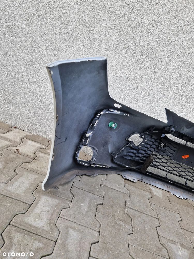 Zderzak Toyota Corolla XII E210 E21 sedan - 13