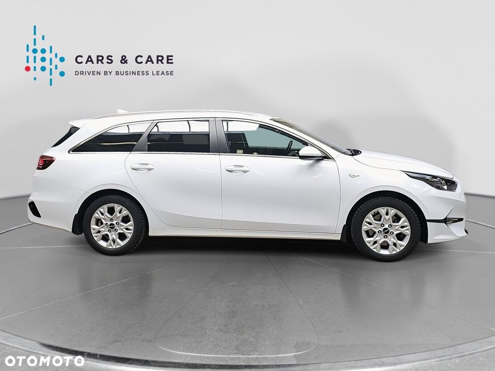 Kia Ceed 1.5 T-GDI M - 22