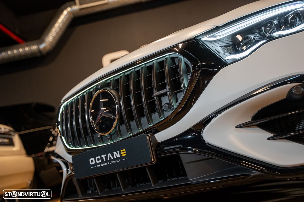 Mercedes-Benz E 53 AMG Hybrid 4Matic+ - 9