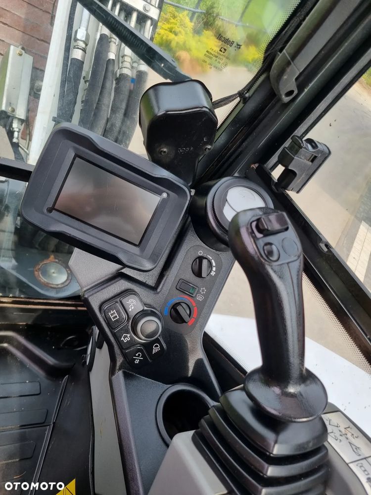 Bobcat E50Z Koparka 5 ton Jak Nowa 2022rok z norwegii 1300mtg Klimatyzacja. uwaga (mały defekt) błąd komunikacji. Silnik perfekt okazyjna cena - 26
