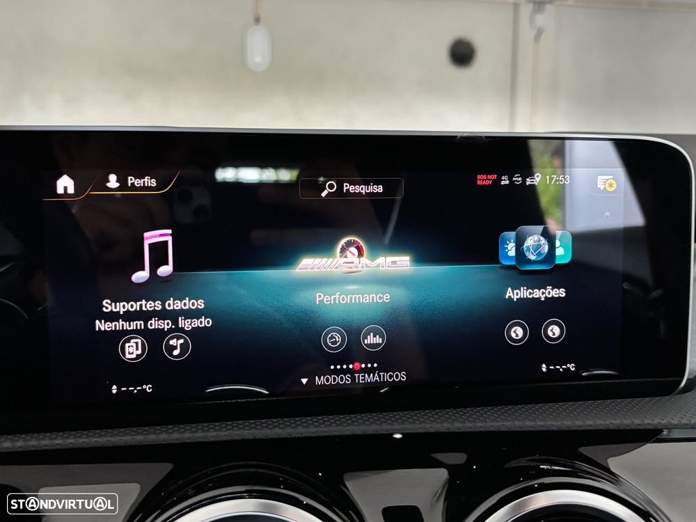 Mercedes-Benz A 35 AMG 4Matic - 32