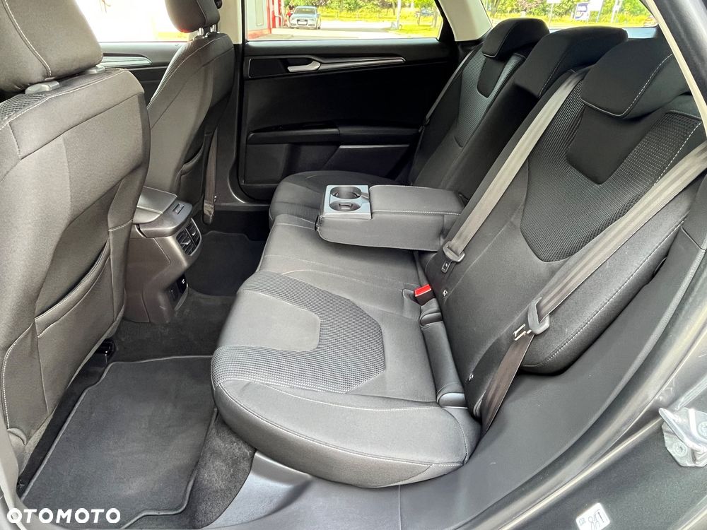 Ford Mondeo 1.5 EcoBoost Titanium - 31