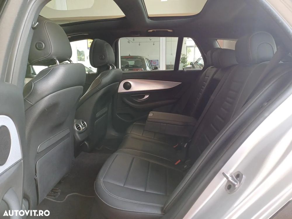 Mercedes-Benz E 220 d 4Matic T All-Terrain 9G-TRONIC Avantgarde - 23