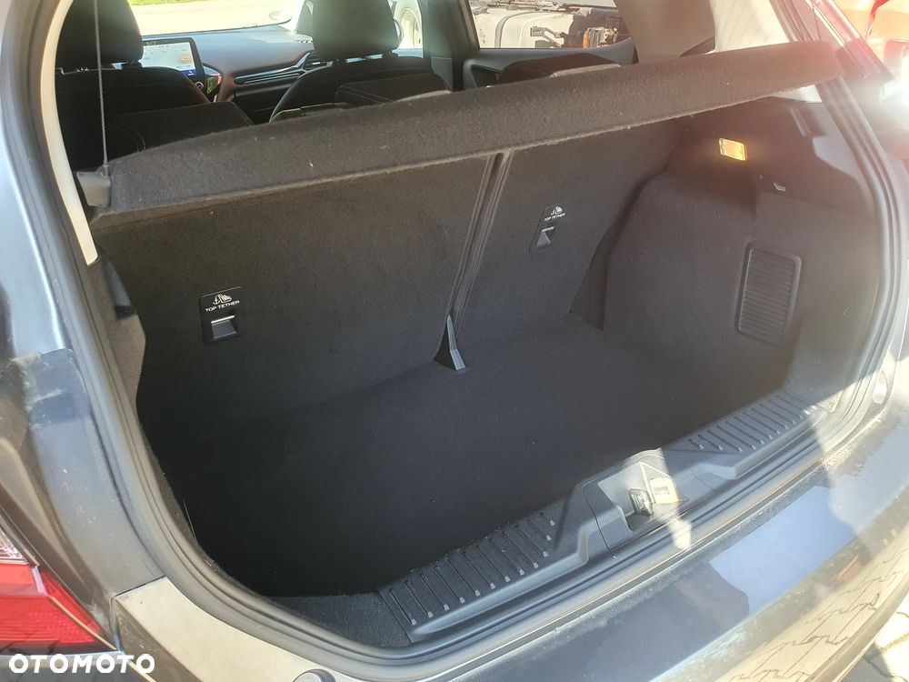 Ford Fiesta 1.0 EcoBoost S&S TITANIUM X - 10