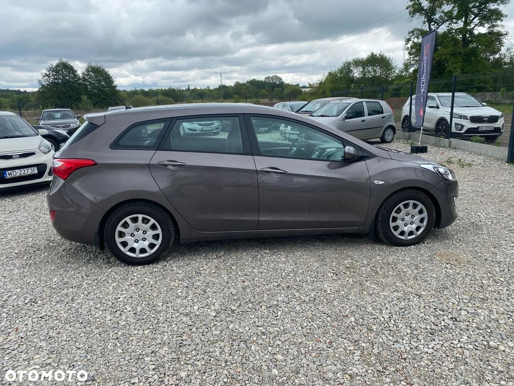 Hyundai i30 1.4 Classic - 9