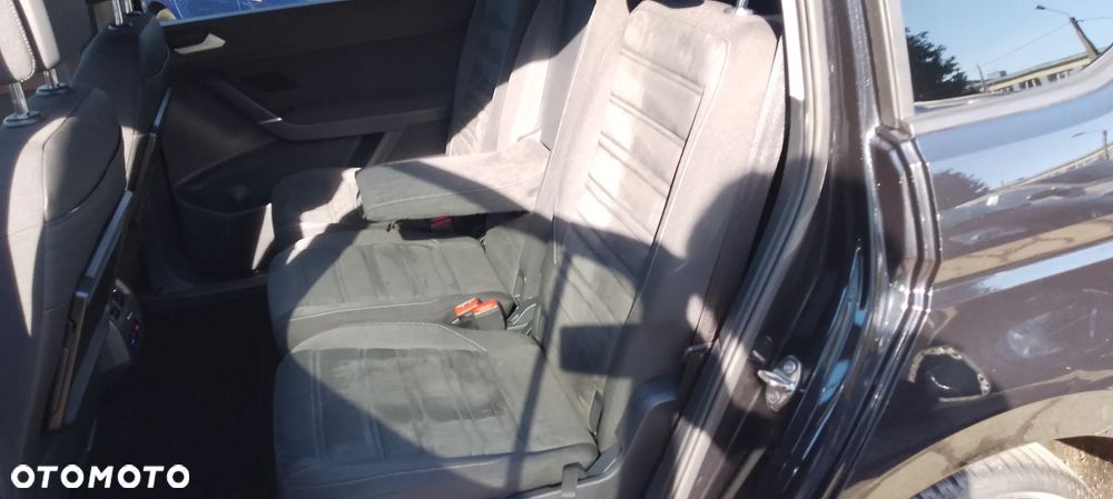 Volkswagen Touran 2.0 TDI SCR (BlueMotion Technology) Comfortline - 17