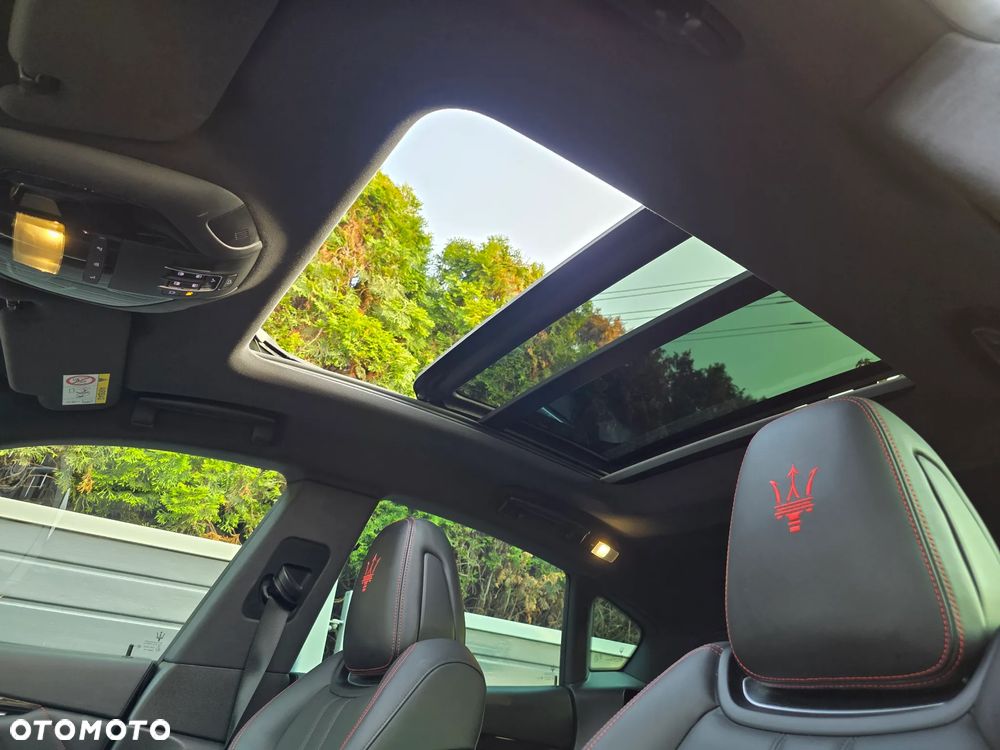 Maserati Levante S Q4 - 25