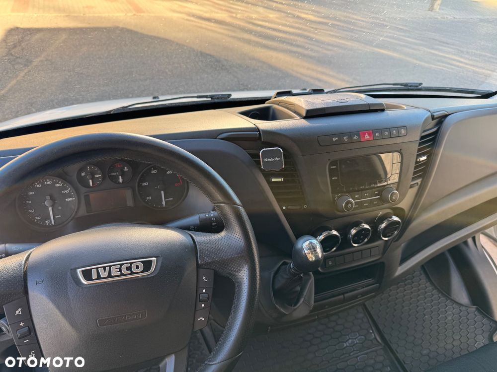 Iveco 35S18 - 24