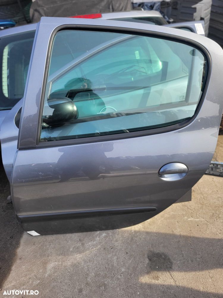 Vindem usa stanga spate Peugeot 206 Plus - 5