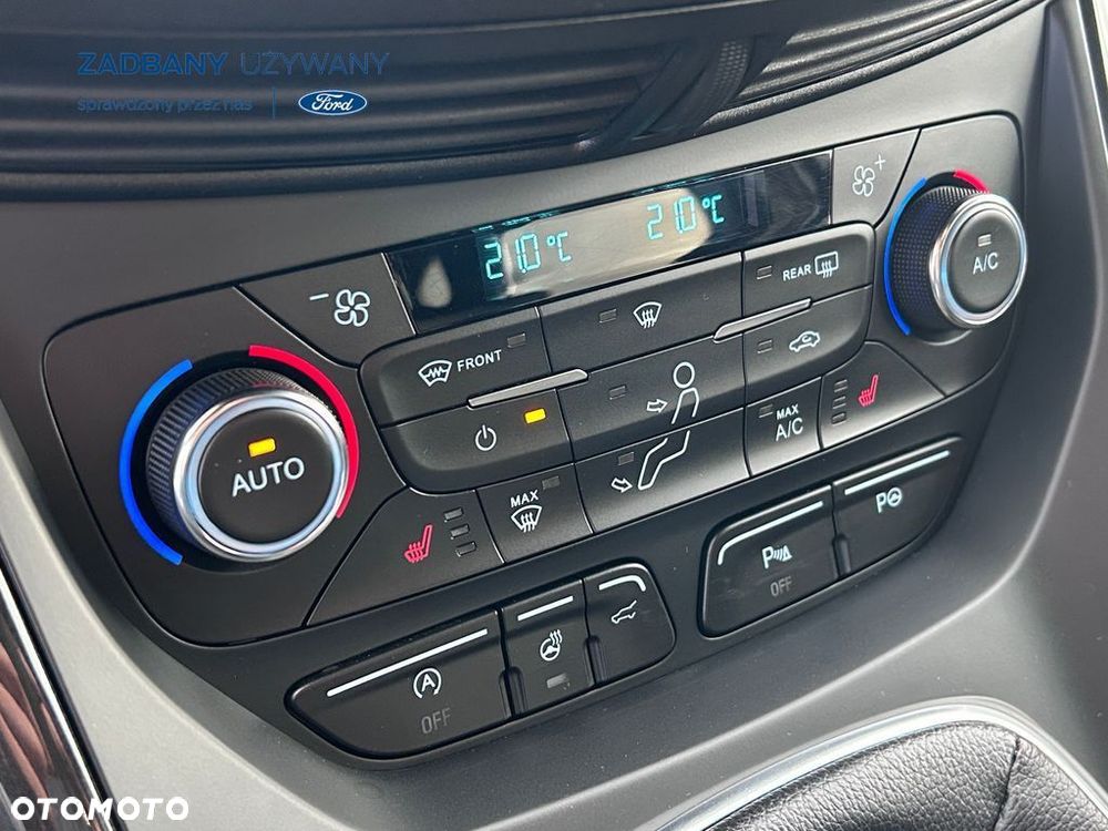 Ford Kuga 1.5 EcoBoost 2x4 ST-Line - 26
