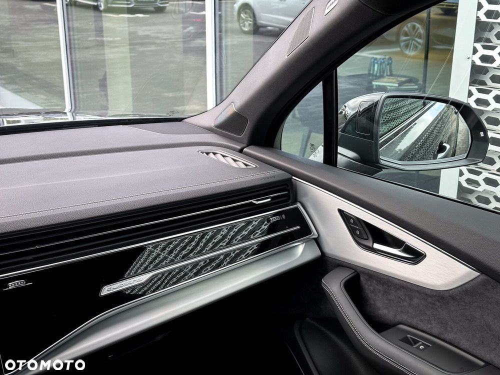 Audi Q7 - 35