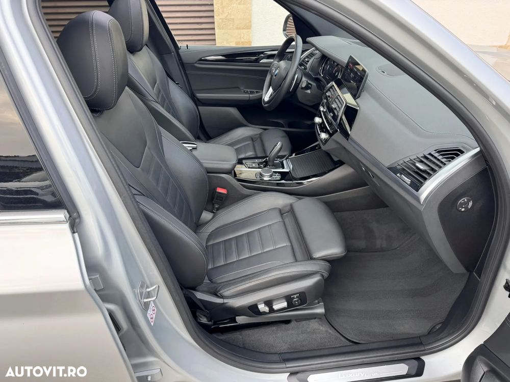 BMW X3 xDrive20d AT Luxury Line - 14